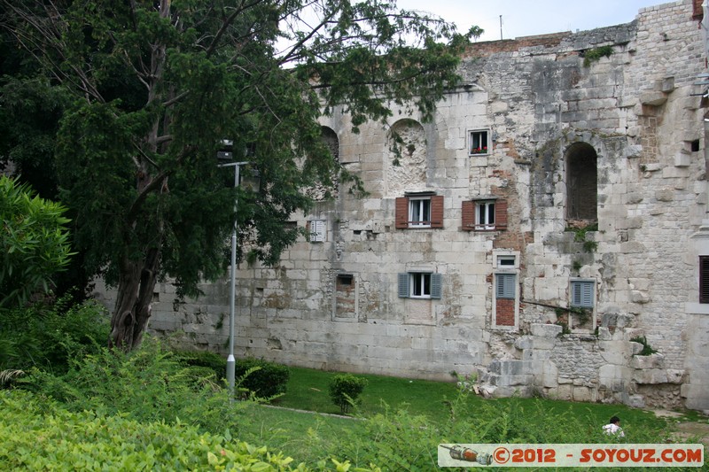 Split - Palace of Diocletian - The Golden Gate
Mots-clés: Croatie geo:lat=43.50935505 geo:lon=16.44084502 geotagged HRV Split Splitsko-Dalmatinska patrimoine unesco Palace of Diocletian Ruines Romain