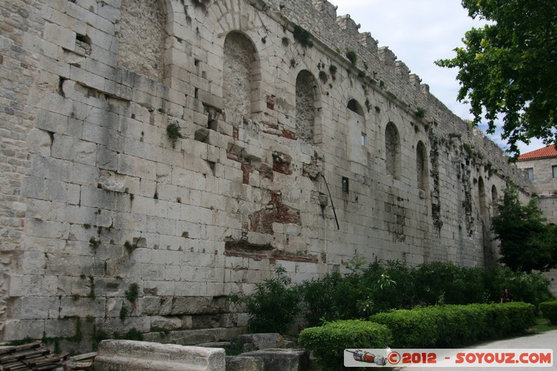 Split - Palace of Diocletian - The Golden Gate
Mots-clés: Croatie geo:lat=43.50925424 geo:lon=16.44070667 geotagged HRV Split Splitsko-Dalmatinska patrimoine unesco Palace of Diocletian Ruines Romain