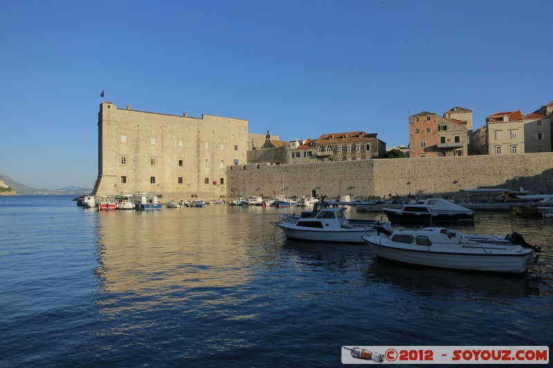 Dubrovnik - City port
Mots-clés: Bosanka Croatie DubrovaÄko-Neretvanska geo:lat=42.64094556 geo:lon=18.11133889 geotagged HRV PloÄe mer medieval patrimoine unesco