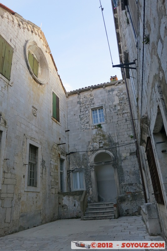 Dubrovnik
Mots-clés: Bosanka Croatie DubrovaÄ�ko-Neretvanska geo:lat=42.63983760 geo:lon=18.10737967 geotagged HRV Pile medieval patrimoine unesco