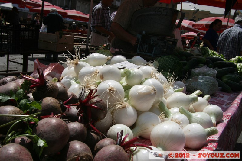 Zagreb - Dolac market place
Mots-clés: Croatie geo:lat=45.81440814 geo:lon=15.97731392 geotagged Gornji Ä�ehi HRV Zagreb ZagrebaÄ�ka Dolac market place Marche