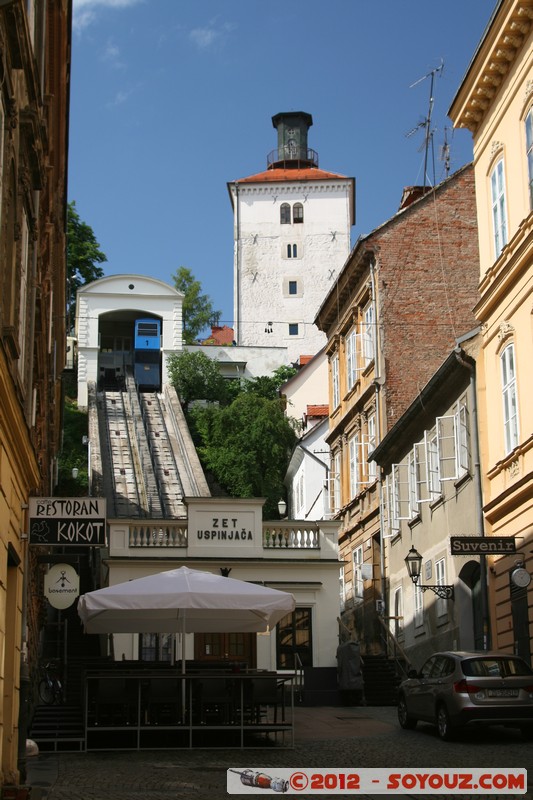 Zagreb - Uspinjaca Tomiceva
Mots-clés: Croatie geo:lat=45.81342953 geo:lon=15.97316076 geotagged Gornji Ä�ehi HRV Zagreb - Centar ZagrebaÄ�ka Funiculaire