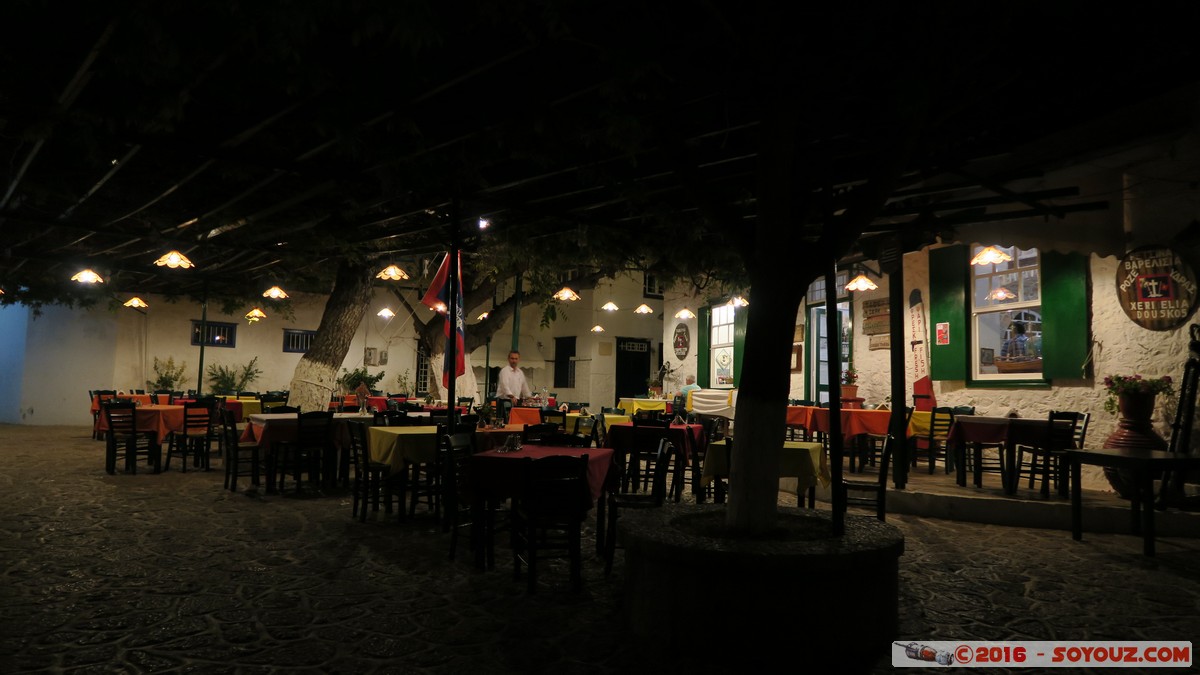 Hydra by Night
Mots-clés: Ermioni GRC Grèce dra Saronic Islands Hydra Nuit Restaurants