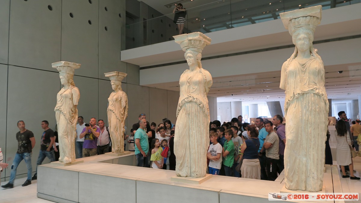 Athens - Acropolis Museum - Caryatides
Mots-clés: Athina Proastia GRC Grèce Makrygiánni Athens Athenes Attica Acropolis Museum sculpture Caryatides statue