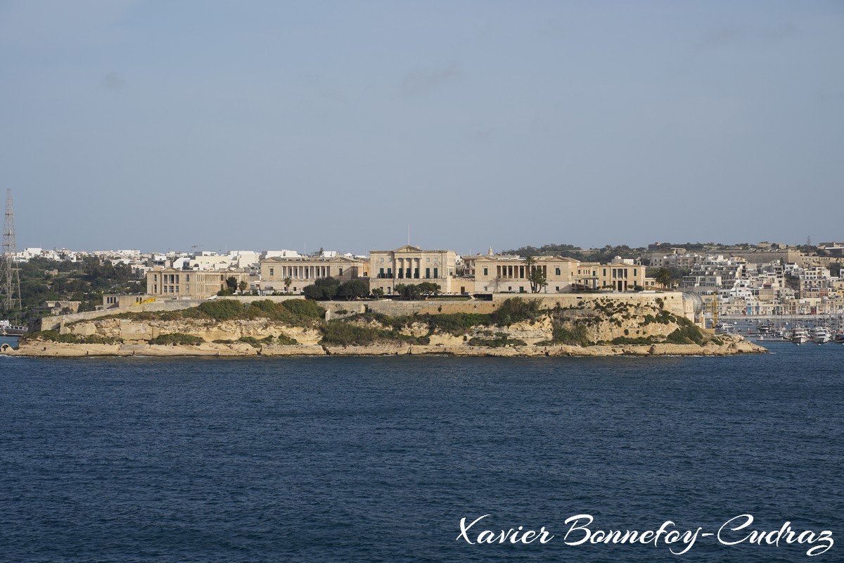 Valletta - View on Kalkara / Bighi Complex
Mots-clés: geo:lat=35.89770619 geo:lon=14.51821932 geotagged Il-Belt Valletta Malte MLT Valletta Malta South Eastern La Valette patrimoine unesco Lower Barrakka Gardens Kalkara Bighi Complex Grand Harbour Marsamxett Harbour