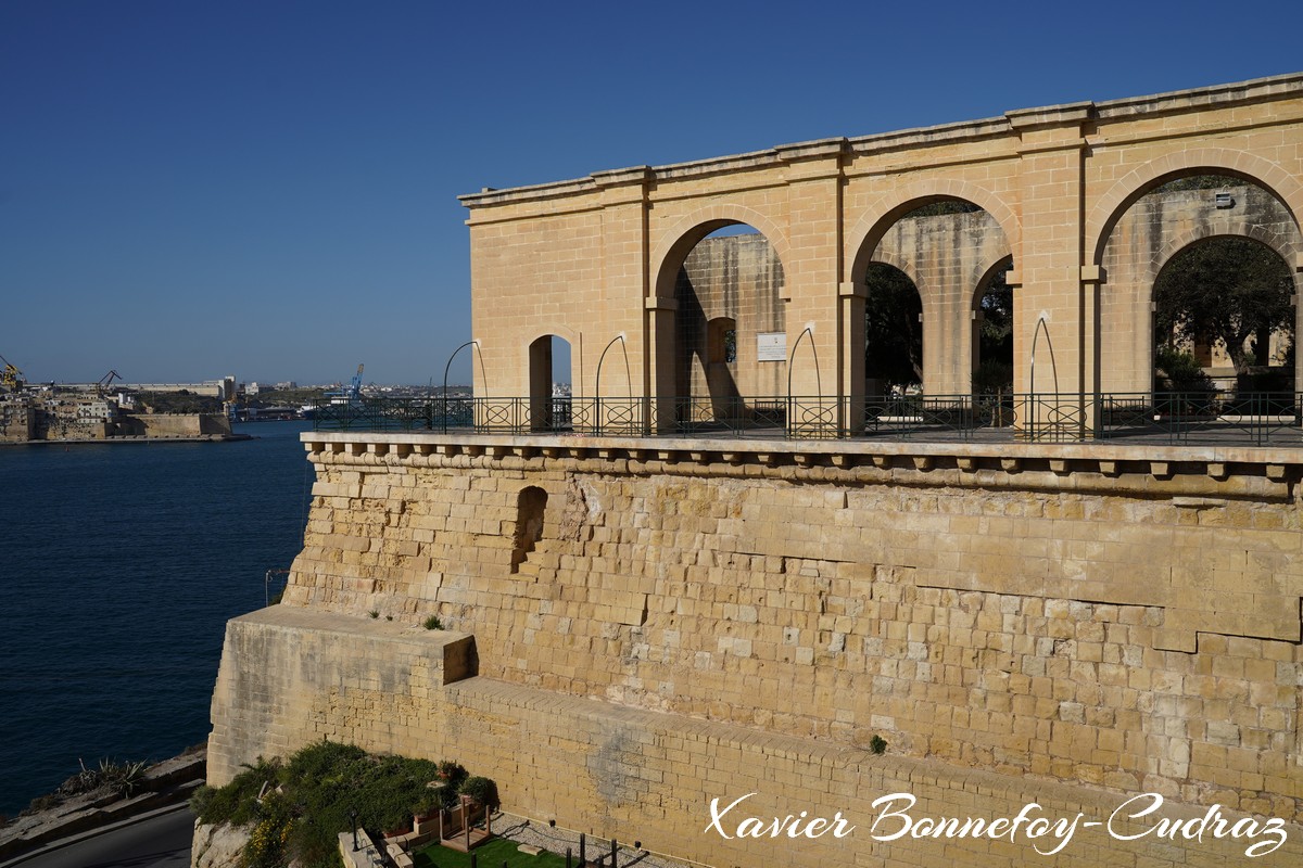 Valletta - Siege Bell War Memorial - Lower Barrakka
Mots-clés: geo:lat=35.89765253 geo:lon=14.51818317 geotagged Il-Belt Valletta Malte MLT Valletta Malta South Eastern La Valette patrimoine unesco Siege Bell War Memorial Grand Harbour