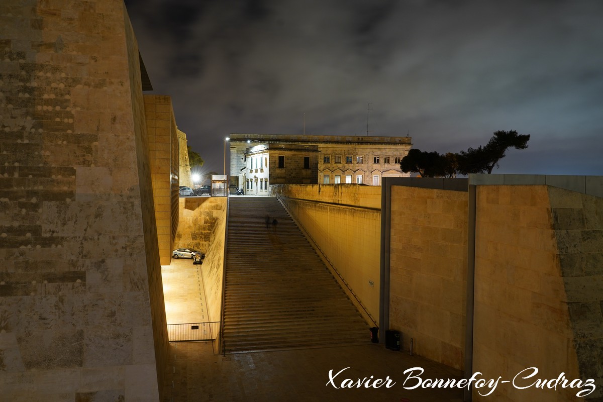 Valletta by Night - San Gorg Preca
Mots-clés: Floriana geo:lat=35.89638362 geo:lon=14.50929701 geotagged Il-Belt Valletta Malte MLT Valletta Malta South Eastern La Valette patrimoine unesco Nuit San Gorg Preca