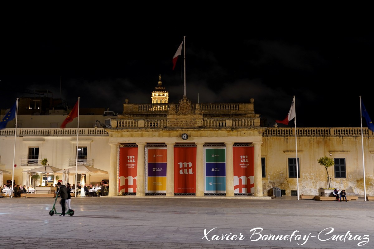 Valletta by Night - St. George’s Square
Mots-clés: geo:lat=35.89898659 geo:lon=14.51373875 geotagged Il-Belt Valletta Malte MLT Valletta Malta South Eastern La Valette patrimoine unesco Nuit St. George’s Square