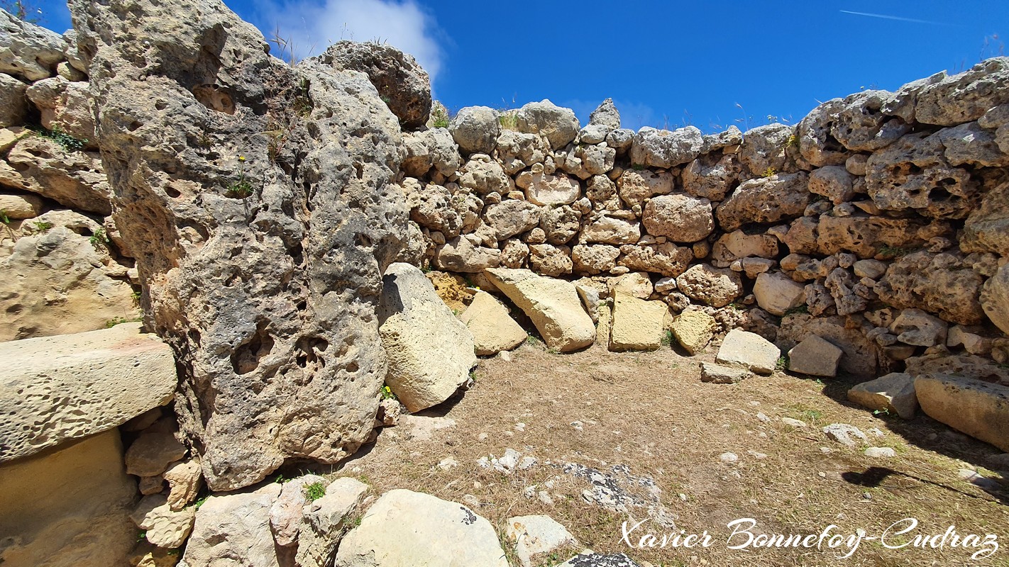 Gozo - Xaghra - Ggantija Neolithic Temple
Mots-clés: geo:lat=36.04737273 geo:lon=14.26900730 geotagged Ix-Xagħra Malte MLT Xagħra Malta Gozo Xaghra Ggantija Neolithic Temple patrimoine unesco ruines neolithiques