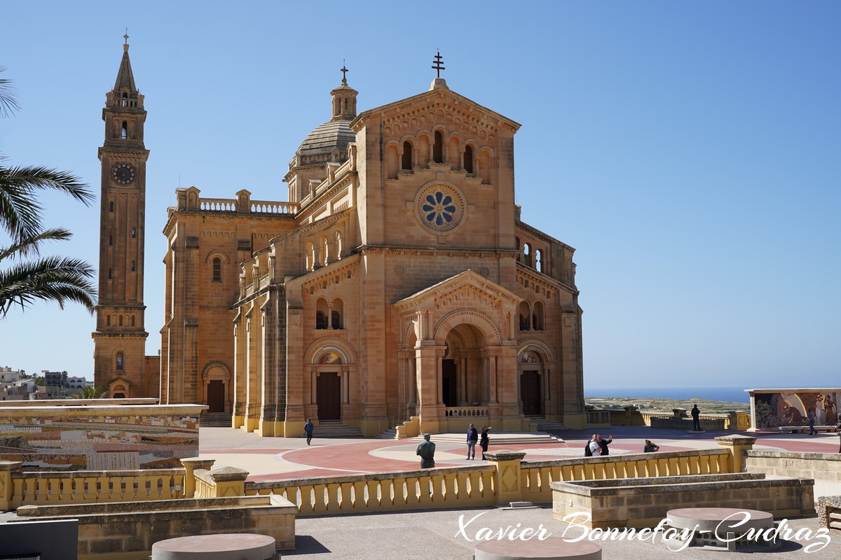Gozo - National Shrine of the Blessed Virgin of Ta' Pinu
Mots-clés: Fanal geo:lat=36.06135819 geo:lon=14.21584323 geotagged Għasri L-Għasri Malte MLT Malta Gozo Ghasri National Shrine of the Blessed Virgin of Ta' Pinu Eglise Religion