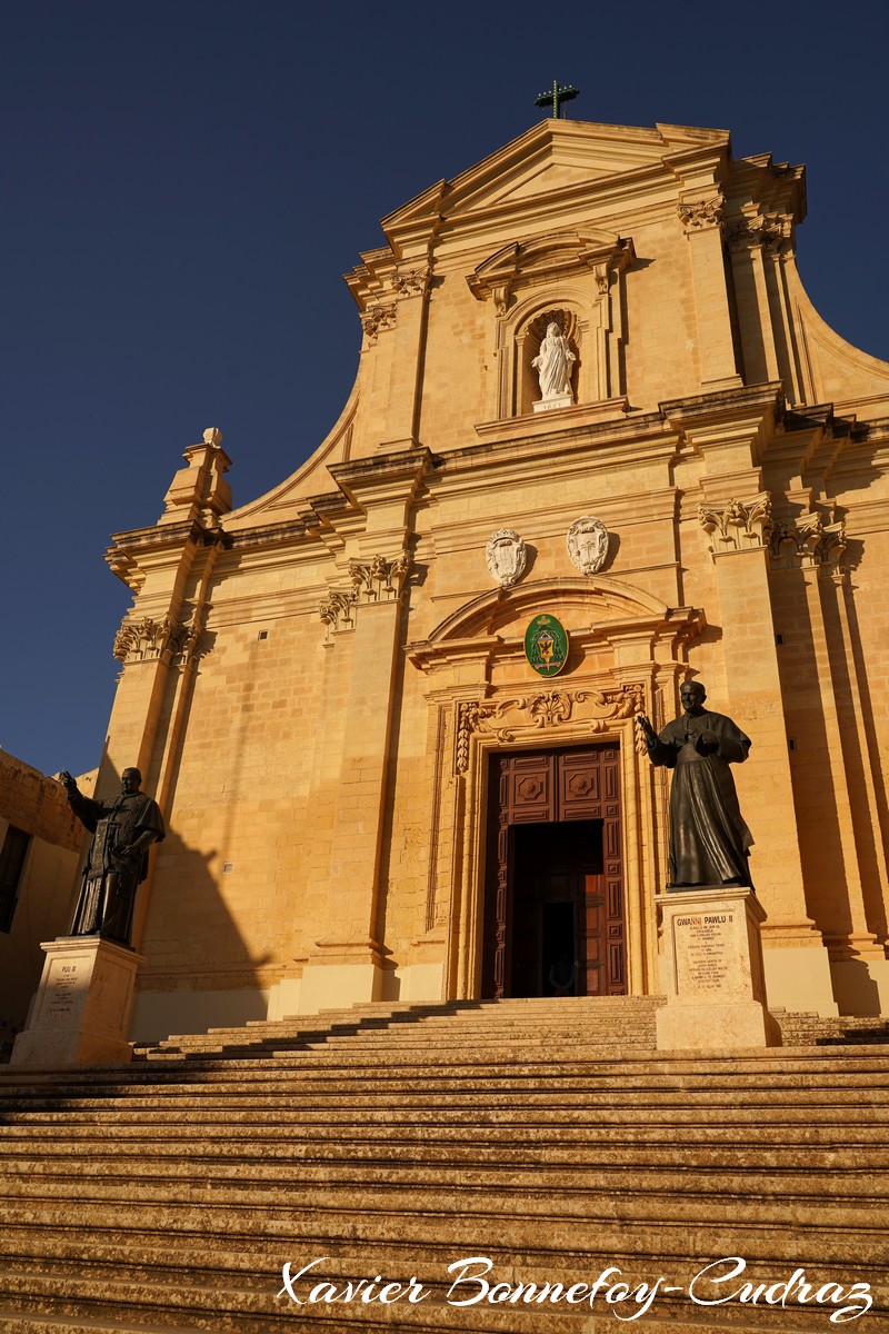 Gozo - Rabat (Victoria) - Cittadella - St Mary Cathedral
Mots-clés: geo:lat=36.04609159 geo:lon=14.23951238 geotagged Malte MLT Victoria Malta Gozo Rabat Cittadella St Mary Cathedral Eglise Religion sunset