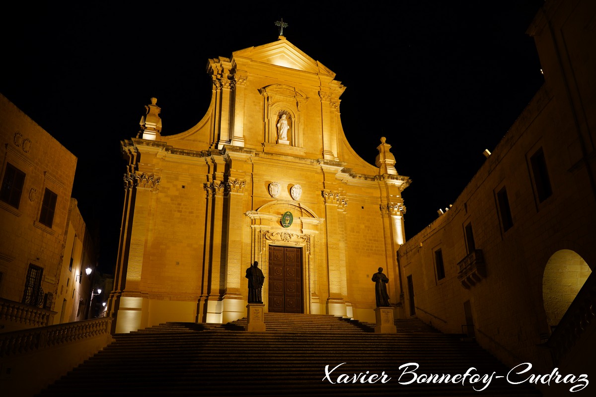 Gozo - Rabat (Victoria) - Cittadella by Night - St Mary Cathedral
Mots-clés: geo:lat=36.04608997 geo:lon=14.23929647 geotagged Malte MLT Victoria Malta Gozo Rabat Nuit Cittadella St Mary Cathedral Eglise Religion