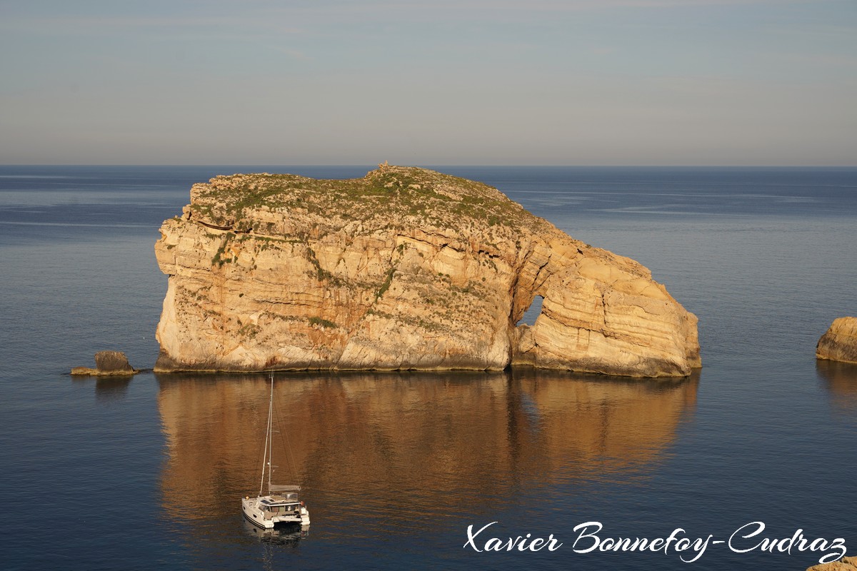 Gozo - Dwejra Bay and Fungus Rock
Mots-clés: Dwejra geo:lat=36.04851777 geo:lon=14.19240475 geotagged Malte MLT Saint Lawrence San Lawrenz Malta Gozo paysage Fungus Rock Mer Dwejra Bay bateau