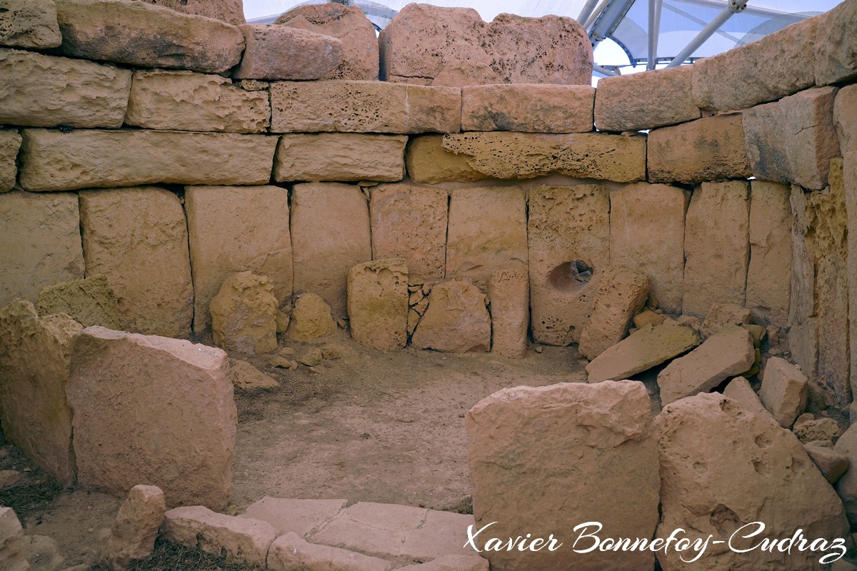 Hagar Qim Temples
Mots-clés: geo:lat=35.82763247 geo:lon=14.44190517 geotagged Il-Qrendi Malte MLT Qrendi Ta’ San Niklaw Malta Southern Region Hagar Qim Temples patrimoine unesco Ruines ruines neolithiques