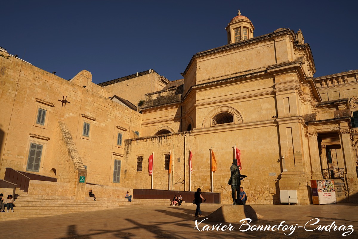 Valletta - St. Catherine's Church
Mots-clés: Floriana geo:lat=35.89633365 geo:lon=14.51074809 geotagged Il-Belt Valletta Malte MLT Valletta Malta South Eastern La Valette patrimoine unesco Knisja Santa Katerina tal-Italja Jean De Valette Square St. Catherine's Church Eglise Religion Lumiere