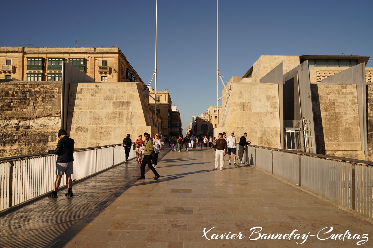 Valletta - Ponte La Valletta and City Gate
Mots-clés: Floriana geo:lat=35.89606204 geo:lon=14.50897783 geotagged Il-Belt Valletta Malte MLT Valletta Malta South Eastern La Valette patrimoine unesco Ponte La Valletta Lumiere