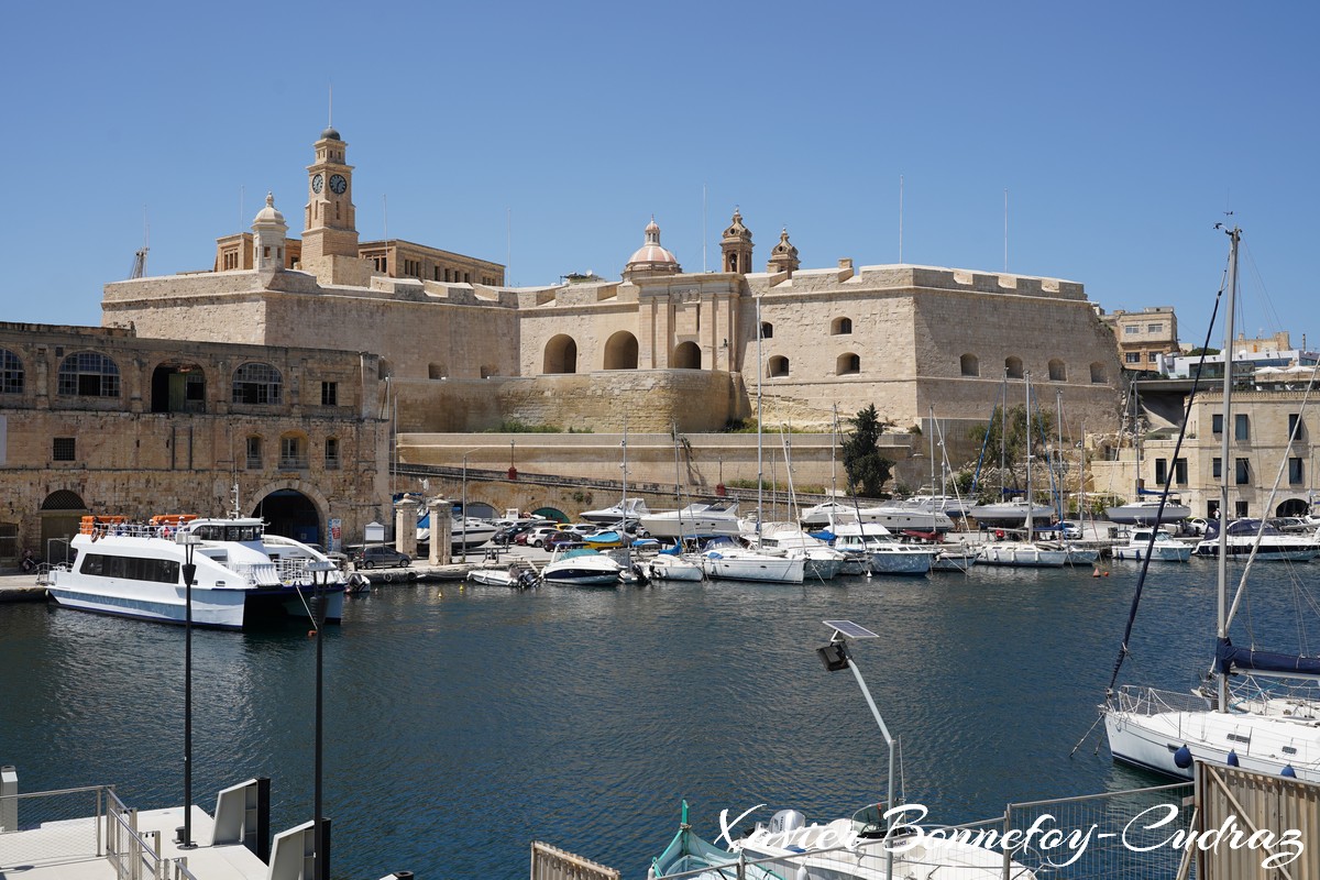 The Three Cities - Fortifications of Senglea
Mots-clés: Birgu geo:lat=35.88493431 geo:lon=14.52134550 geotagged Il-Birgu Malte MLT Senglea Malta The Three Cities Southern Region Bormla (Cospicua) bateau Fortifications Bormla Grand Harbour