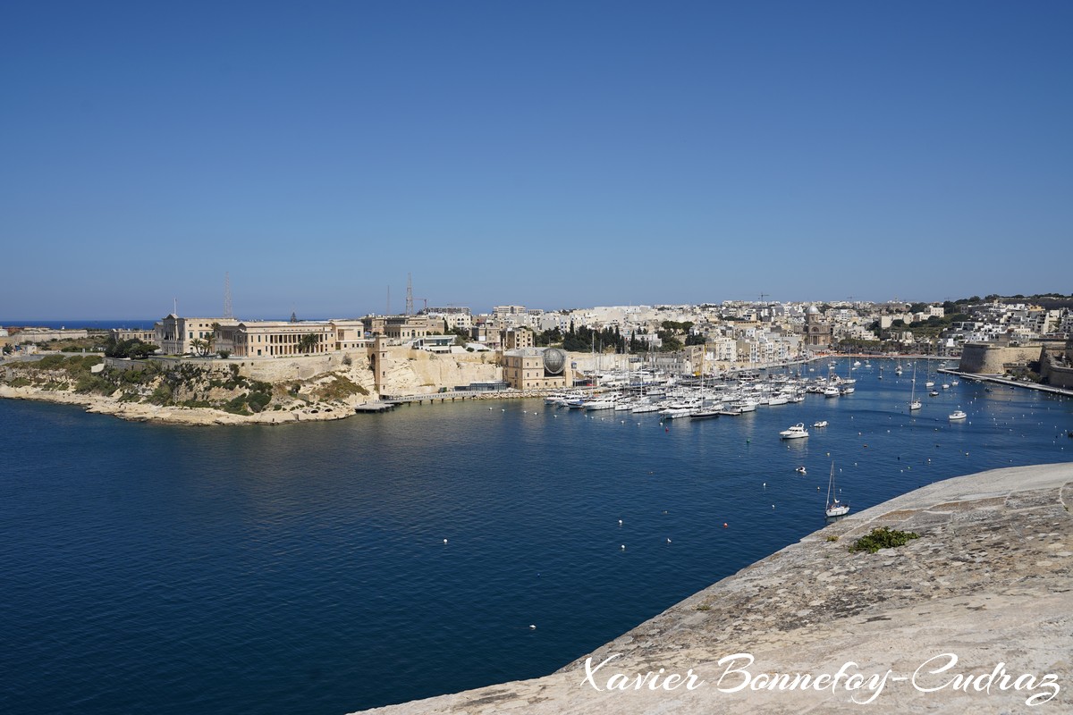 The Three Cities - Birgu - View of Kalkara from Fort St. Angelo
Mots-clés: Birgu geo:lat=35.89172717 geo:lon=14.51917559 geotagged Isla L-Isla Malte MLT Malta The Three Cities Southern Region Fort St. Angelo bateau Kalkara Bighi Complex Grand Harbour