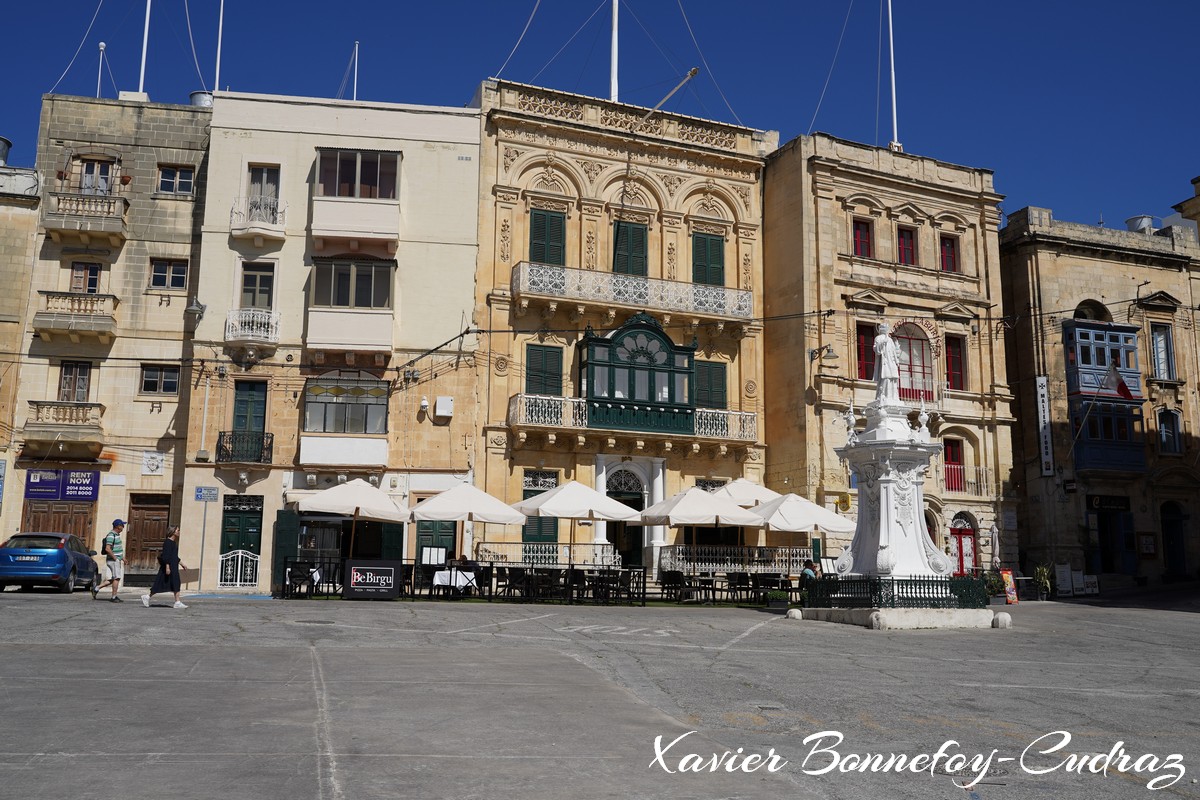 The Three Cities - Birgu - Vittoriosa Square and Saint Lawrence statue
Mots-clés: Birgu geo:lat=35.88791685 geo:lon=14.52191412 geotagged Il-Birgu Malte MLT Senglea Malta The Three Cities Southern Region Vittoriosa Square Saint Lawrence statue sculpture