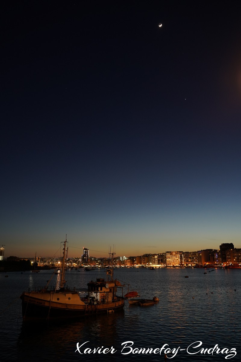 Sliema by Night - Marsamxett Harbour
Mots-clés: geo:lat=35.90702094 geo:lon=14.50795524 geotagged Malte MLT Sliema Tas-Sliema Malta Central Region Nuit Tigne bateau sunset Blue Hour Marsamxett Harbour