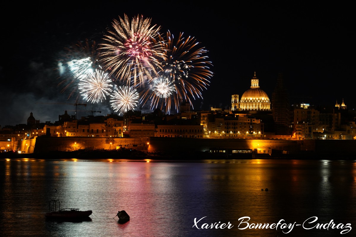 Sliema - Fireworks over Valletta
Mots-clés: geo:lat=35.90702094 geo:lon=14.50795524 geotagged Malte MLT Sliema Tas-Sliema Malta Central Region Feux d'artifice Mer patrimoine unesco Nuit Sanctuary Basilica of Our Lady of Mount Carmel Tigne La Valette Marsamxett Harbour