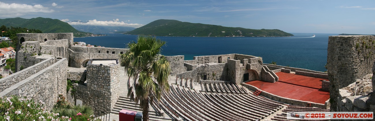 Herceg Novi - Kanli-kula (Blood Castle) - panorama
Mots-clés: geo:lat=42.45260667 geo:lon=18.53791750 geotagged Herceg Novi MNE MontÃ©nÃ©gro OpÅ¡tina Herceg Novi Montenegro mer Opstina Herceg Novi chateau Kanli-kula panorama