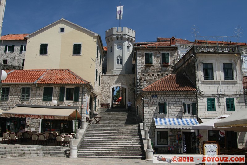 Herceg Novi - Stari Grad
Mots-clés: geo:lat=42.45175898 geo:lon=18.53672589 geotagged Herceg Novi MNE MontÃ©nÃ©gro OpÅ¡tina Herceg Novi Montenegro Opstina Herceg Novi