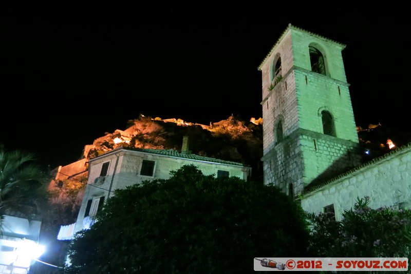 Kotor fortress by night
Mots-clés: geo:lat=42.42656000 geo:lon=18.77223500 geotagged Kotor MNE MontÃ©nÃ©gro OpÅ¡tina Kotor Montenegro patrimoine unesco Nuit