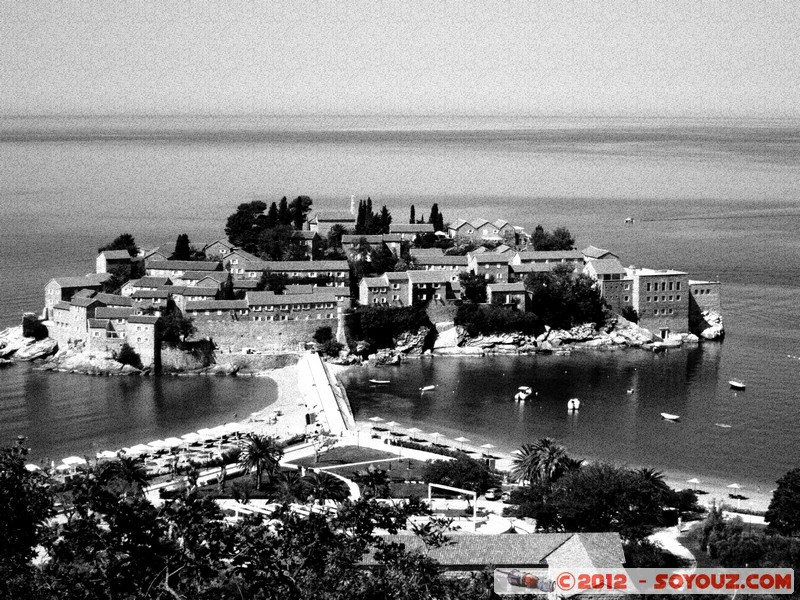 Sveti Stefan
Mots-clés: geo:lat=42.25801167 geo:lon=18.89605500 geotagged MNE MontÃ©nÃ©gro Sveti Stefan Montenegro Art picture mer