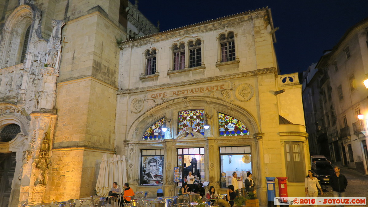 Coimbra by Night - Café Santa Cruz
Mots-clés: Coimbra geo:lat=40.21074472 geo:lon=-8.42894644 geotagged Portugal PRT Nuit Praça 8 de Maio Café Santa Cruz Restaurants