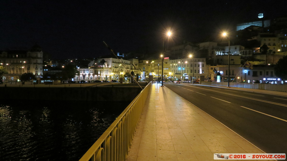 Coimbra by night a partir do Ponte de Santa Clara
Mots-clés: Coimbra geo:lat=40.20609893 geo:lon=-8.43059599 geotagged Portugal PRT Santa Clara Nuit Riviere