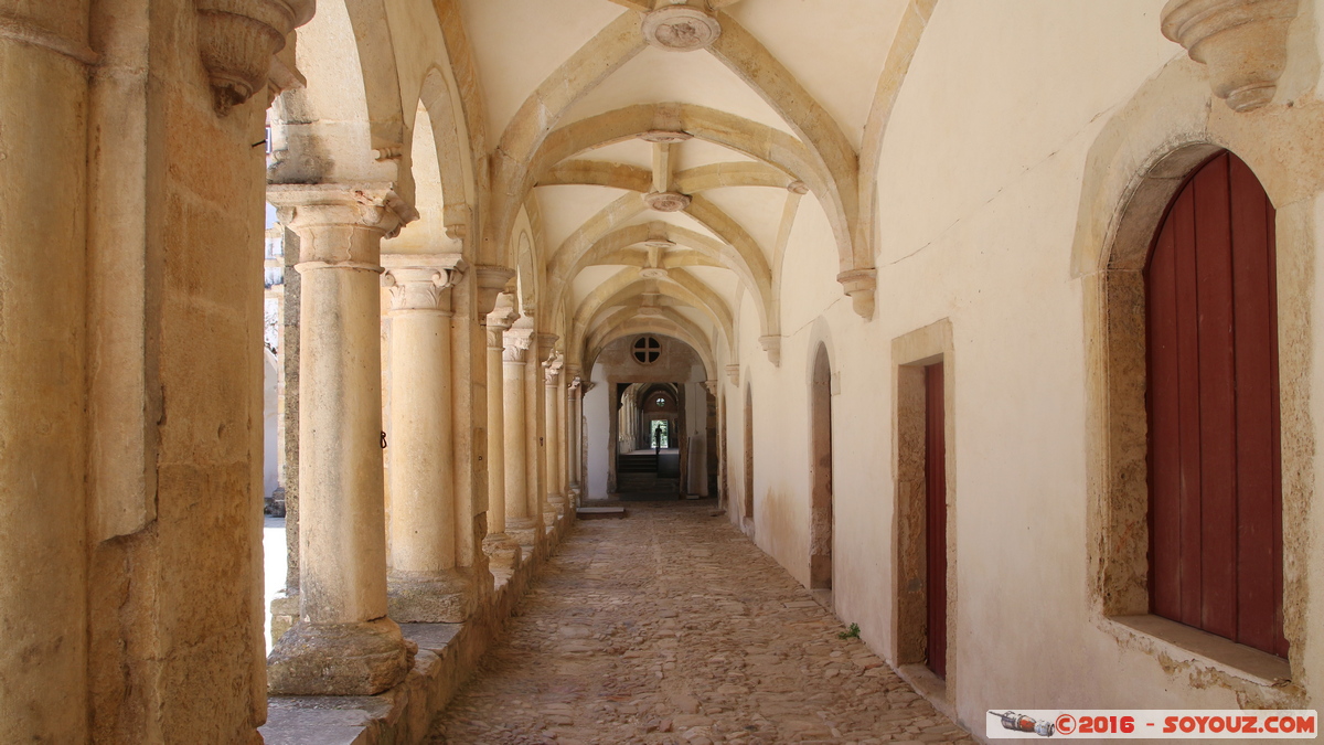 Tomar - Convento de Cristo - Claustro da Micha
Mots-clés: Casal das Bernardas geo:lat=39.60392167 geo:lon=-8.41996333 geotagged Portugal PRT Santarém Tomar Convento de Cristo patrimoine unesco Monastere Claustro da Micha