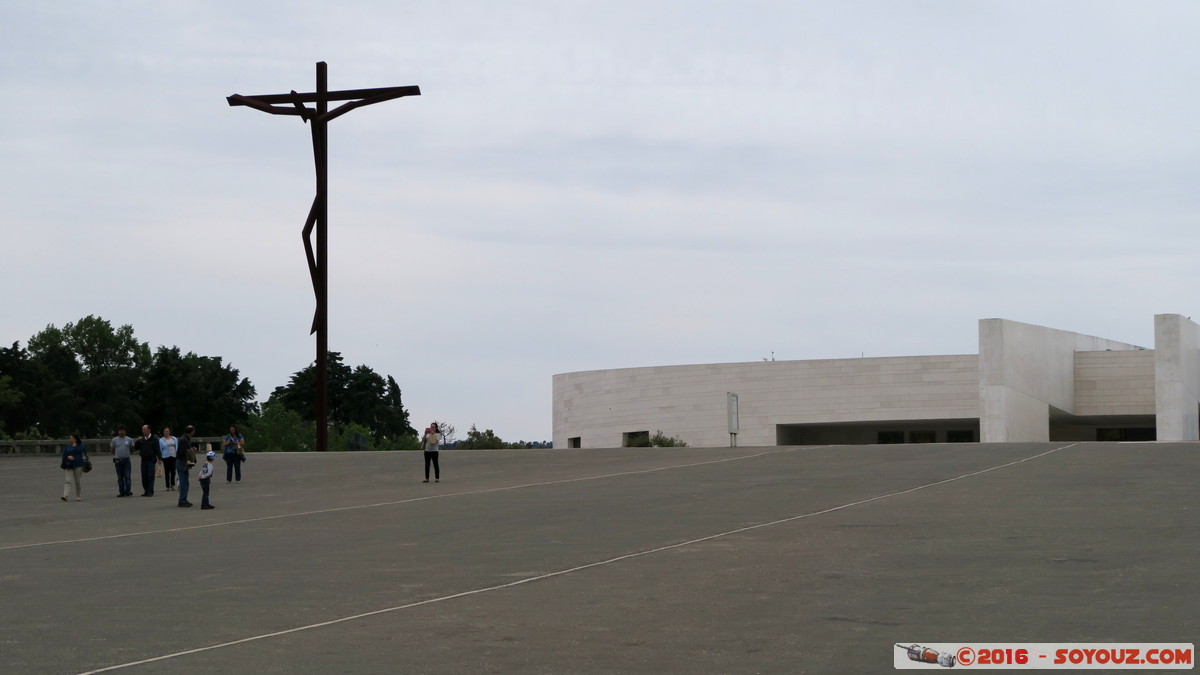 Santuário de Fátima
Mots-clés: geo:lat=39.63099458 geo:lon=-8.67373333 geotagged Portugal PRT Santarém Fatima Santuário de Fátima Eglise