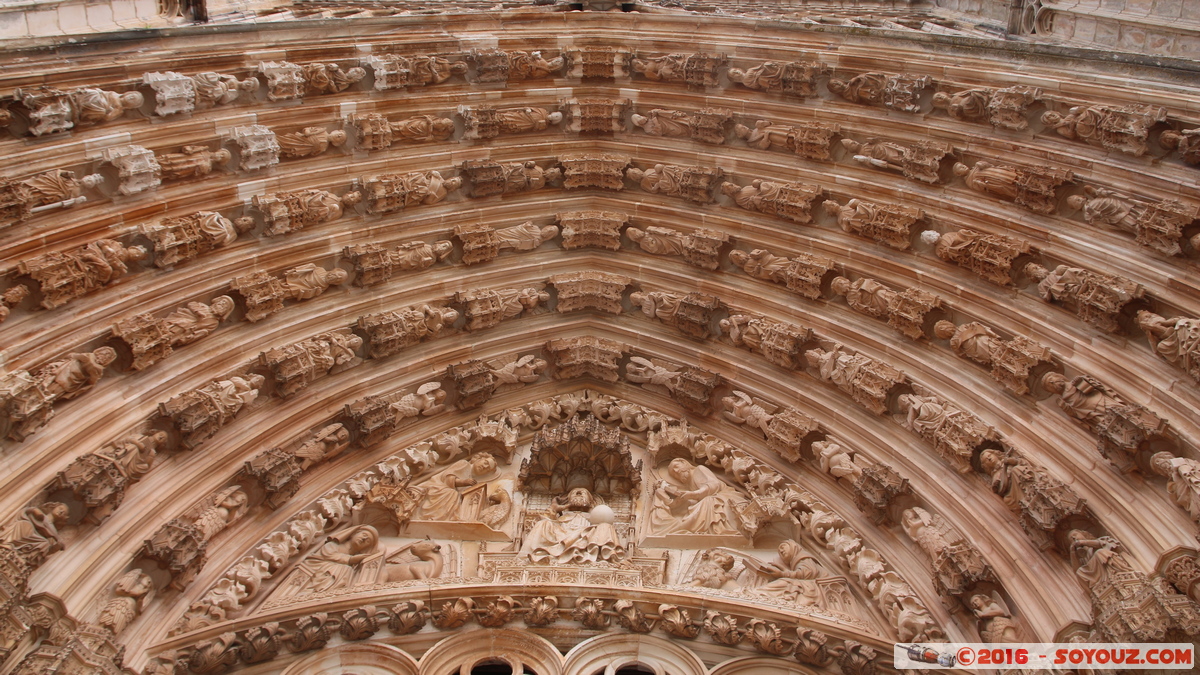 Mosteiro da Batalha
Mots-clés: Batalha geo:lat=39.65890921 geo:lon=-8.82630229 geotagged Leiria Portugal PRT Monastere Eglise Mosteiro da Batalha patrimoine unesco sculpture