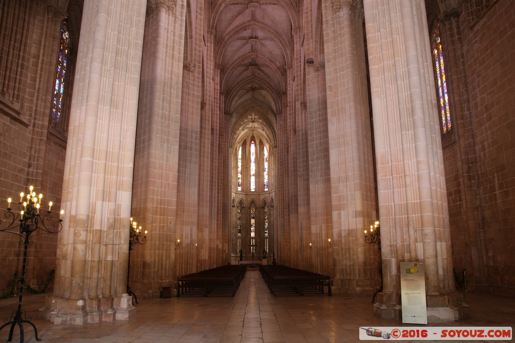 Mosteiro da Batalha - Igreja
Mots-clés: Batalha geo:lat=39.65890921 geo:lon=-8.82630229 geotagged Leiria Portugal PRT Monastere Eglise Mosteiro da Batalha patrimoine unesco