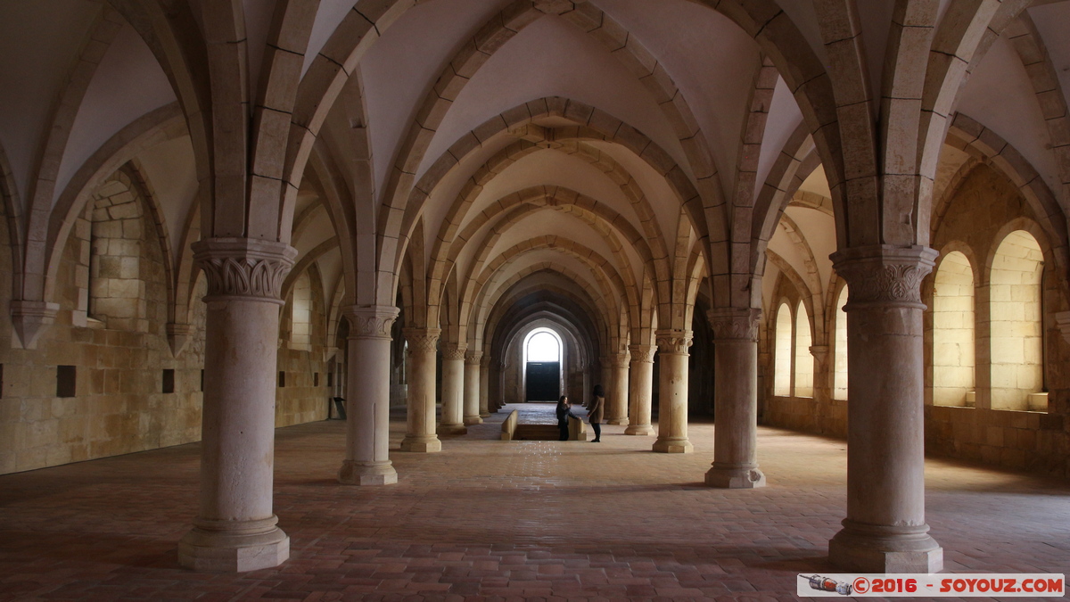 Mosteiro de Alcobaça - Dormitorio
Mots-clés: Alcobaça geo:lat=39.54855970 geo:lon=-8.97913941 geotagged Leiria Molianos Portugal PRT Mosteiro de Alcobaça patrimoine unesco Monastere Dormitorio