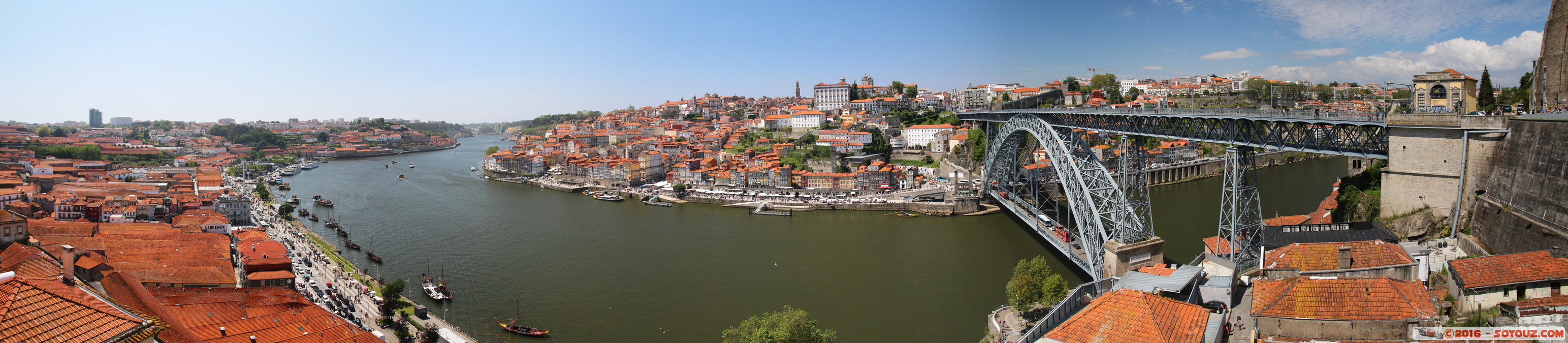 Vila Nova de Gaia - Panorama do bairro Ribeira e Ponte Luís I
Mots-clés: Bandeira geo:lat=41.13811562 geo:lon=-8.60956857 geotagged Porto Portugal PRT Vila Nova de Gaia Pont Ponte Luís I patrimoine unesco panorama