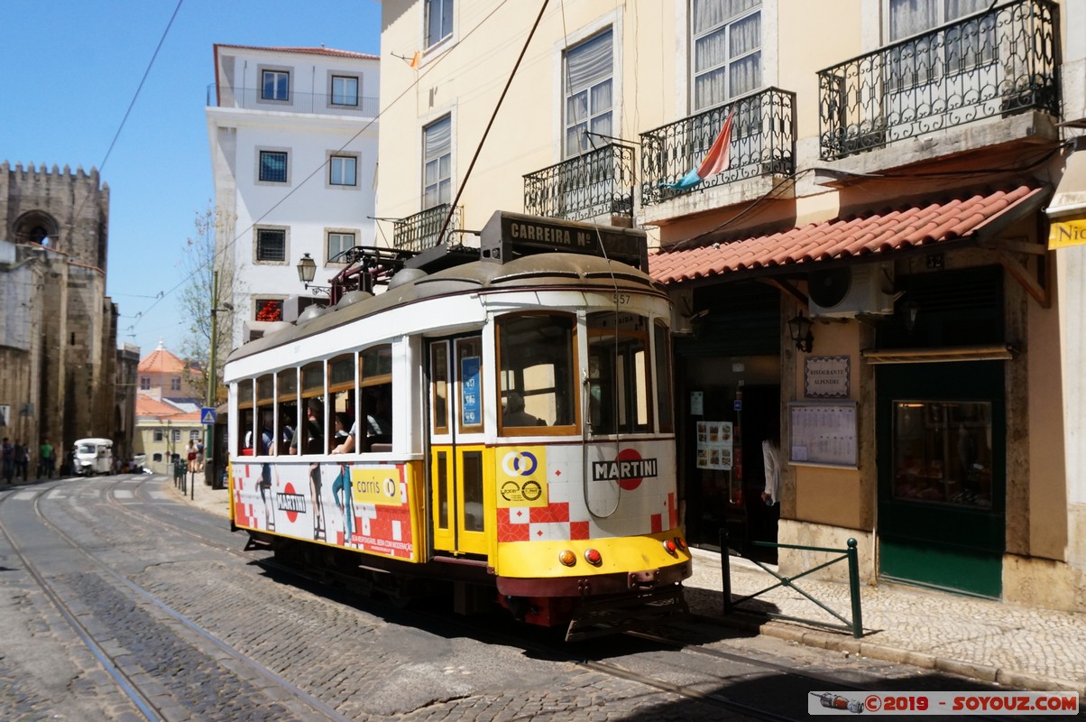 Lisboa - Alfama - bonde
Mots-clés: Alfama geo:lat=38.71011067 geo:lon=-9.13221700 geotagged Lisboa Portugal PRT Tramway