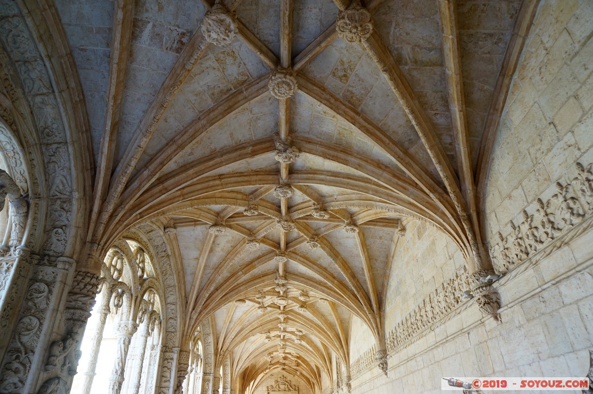 Lisboa - Mosteiro do Jeronimos - Claustro
Mots-clés: Ajuda Algés geo:lat=38.69824707 geo:lon=-9.20555226 geotagged Lisboa Portugal PRT Belem Mosteiro do Jeronimos patrimoine unesco Monastere