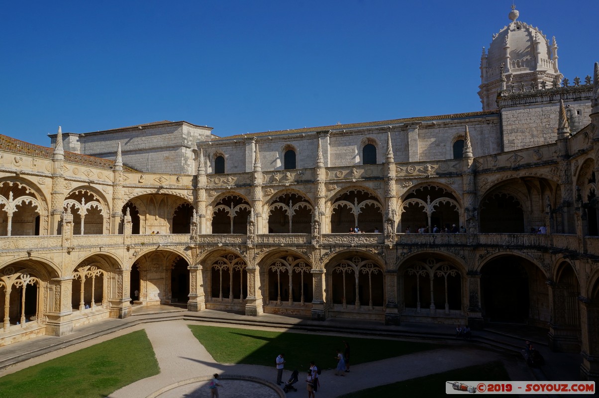 Lisboa - Mosteiro do Jeronimos - Claustro
Mots-clés: Ajuda Algés geo:lat=38.69803214 geo:lon=-9.20552619 geotagged Lisboa Portugal PRT Belem Mosteiro do Jeronimos patrimoine unesco Monastere