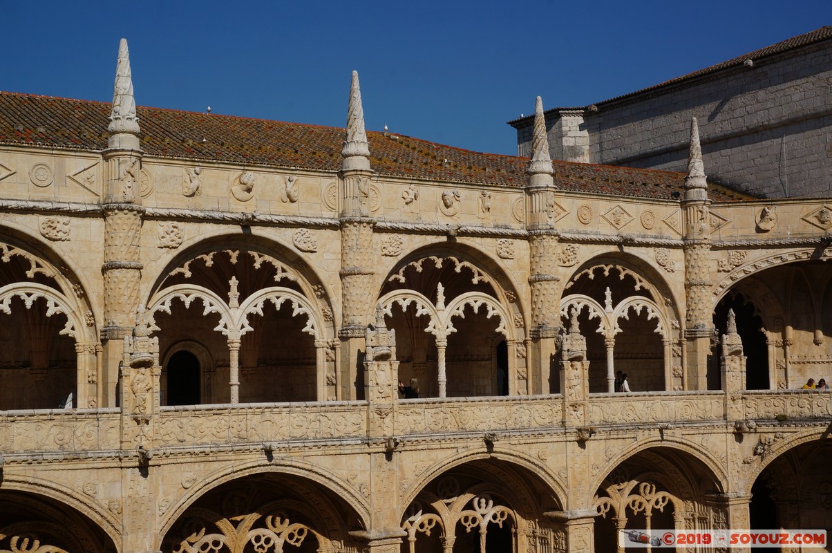 Lisboa - Mosteiro do Jeronimos - Claustro
Mots-clés: Ajuda Algés geo:lat=38.69795000 geo:lon=-9.20566667 geotagged Lisboa Portugal PRT Belem Mosteiro do Jeronimos patrimoine unesco Monastere