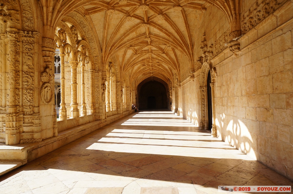 Lisboa - Mosteiro do Jeronimos - Claustro
Mots-clés: Ajuda Algés geo:lat=38.69828167 geo:lon=-9.20571009 geotagged Lisboa Portugal PRT Belem Mosteiro do Jeronimos patrimoine unesco Monastere