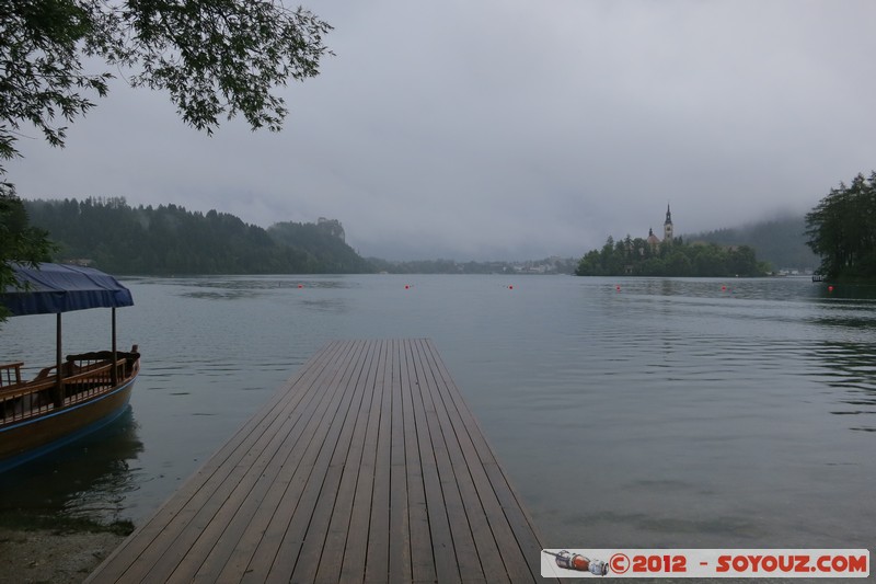 Bled - Lake - Castle and St Mary's church
Mots-clés: Bled geo:lat=46.36233556 geo:lon=14.08164914 geotagged Krnica SlovÃ¨nie SVN Slovenie Lac chateau