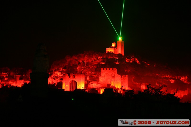 Veliko Turnovo - Tsarevets fortress Light Show
Mots-clés: Ruines Nuit