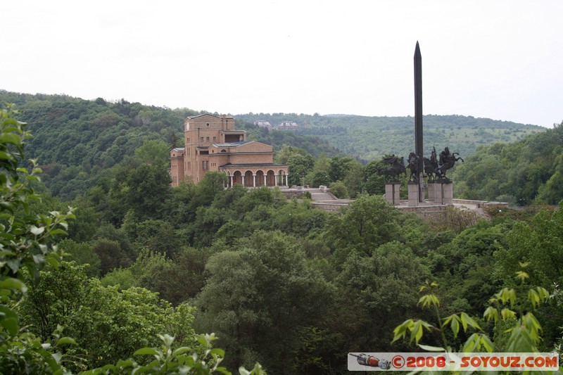 Veliko Turnovo - Asenevs Monument
