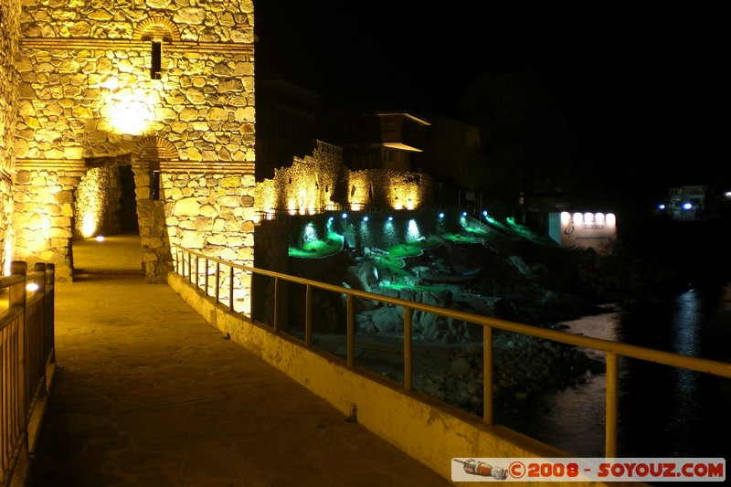 Sozopol by Night
Mots-clés: Nuit