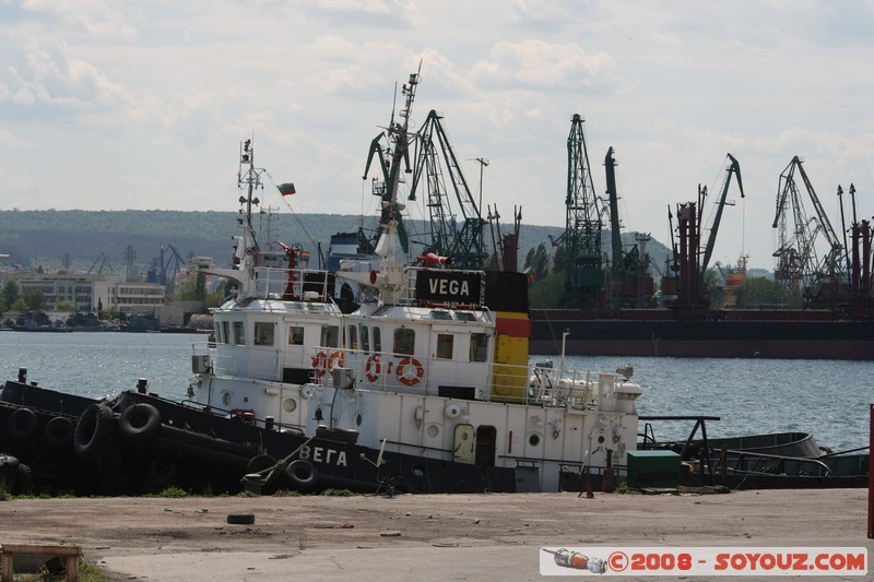 Port of Varna East
Mots-clés: bateau