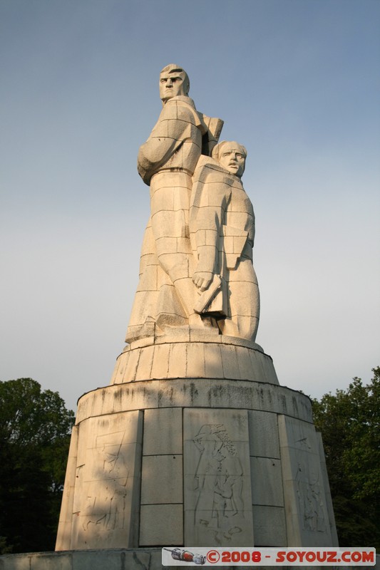 Varna - Pantheon
Mots-clés: statue sculpture