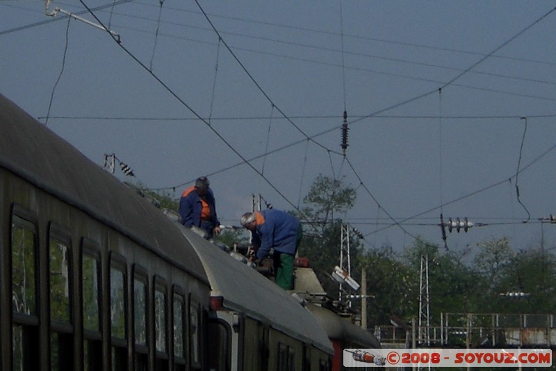 Train Varna-Ruse - Fixing the train
Mots-clés: Trains