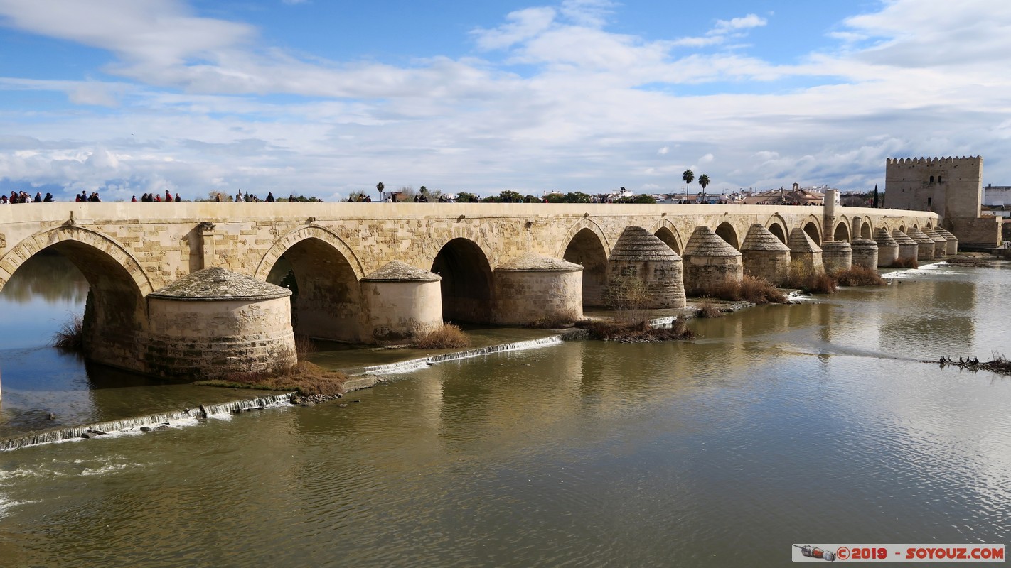 Cordoba - Puente Romano
Mots-clés: Andalucia Córdoba ESP Espagne Terrenos Del Castillo (Cordoba) Ruines romaines Puente Romano